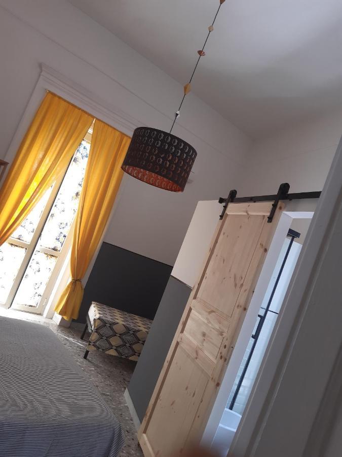 Carafe'&Caraspe' Bed & Breakfast Napoli Bagian luar foto